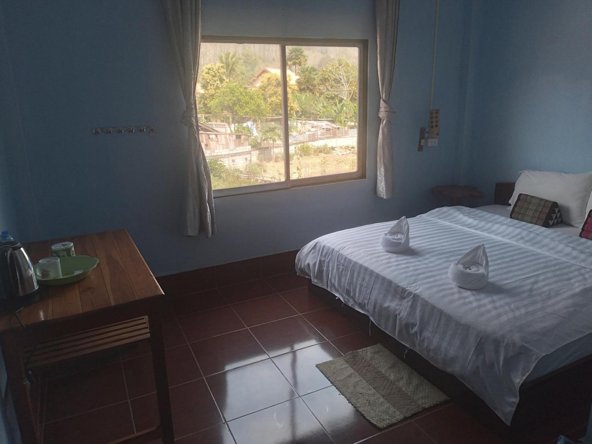 Lamorn Guesthouse Nongkhiaw Стая снимка